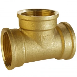 Тройник 1 1/4″ВВВ латунный A0208-1А