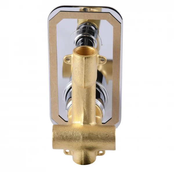 Смеситель для ванны встроенный TOPAZ LEXI TLG 21202-H21 2 выхода, ручная лейка, излив 190 мм