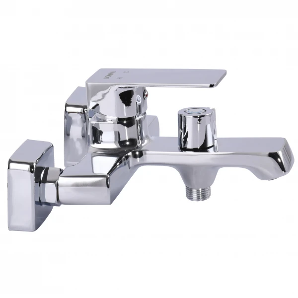 Смеситель для ванны DOMINO Dionis DDD-102NE европереключатель