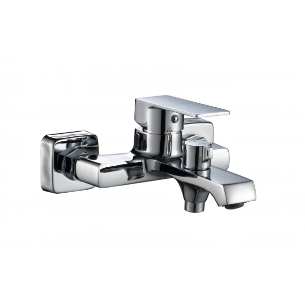 Смеситель для ванны DOMINO Dionis DDD-102NE европереключатель