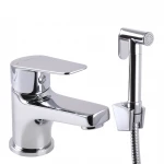 Смеситель для умывальника TOPAZ CAPRI TCA-15206-H43 гигиен. с стоп-лейкой, встроенный клапан,D35