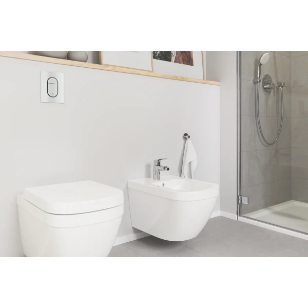 Сидіння для унітазу Grohe Euro Ceramic (39330001)