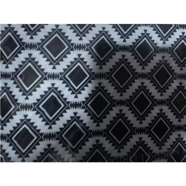 Шторка для ванной Mixxus SCT-007-180x180 из полиэстера со встроенными кольцами (Узор 