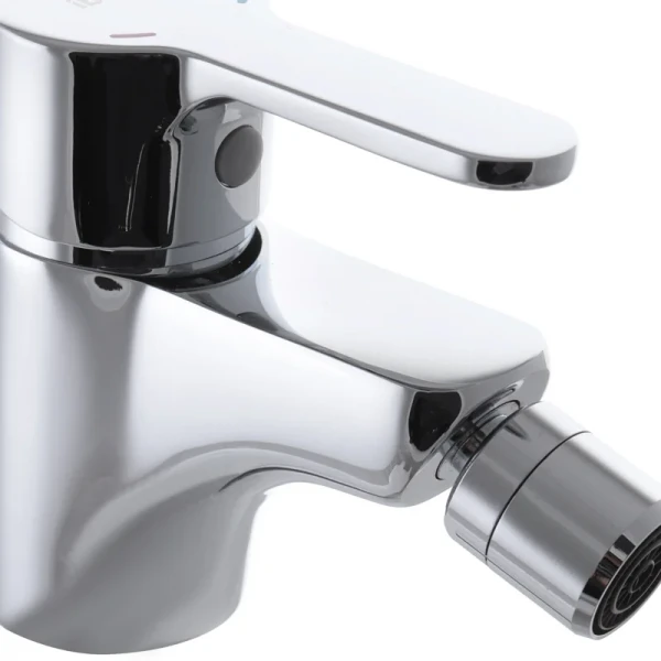 Смеситель для биде с поворотным аэратором Ibergrif Square M15022 (IB0023)