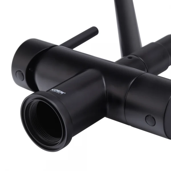 Кухонный смеситель с силик. изливом и вых. для питьевой воды KOER KB-72006-05 (KR3380)