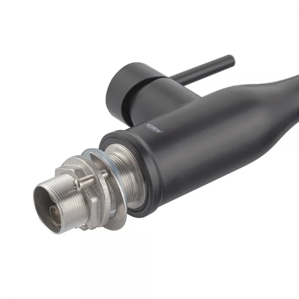 Смеситель для кухни Koer KI-70026-05 с черным силиконовым изливом (KR5210)