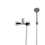 Однорычажный смеситель для ванны MIXXUS Colorado 009 хромированный с коротким литым изливом и душевым набором (MI1633)
