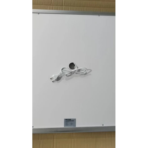 Зеркало Mixxus Style MR03-70x50 (часы, LED-подсветка, антизапотевание) (MI6006)