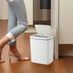 Мусорное ведро сенсорное прямоугольное Mixxus WAVE-TC0110 White 10 л цвет белый (MI7073)