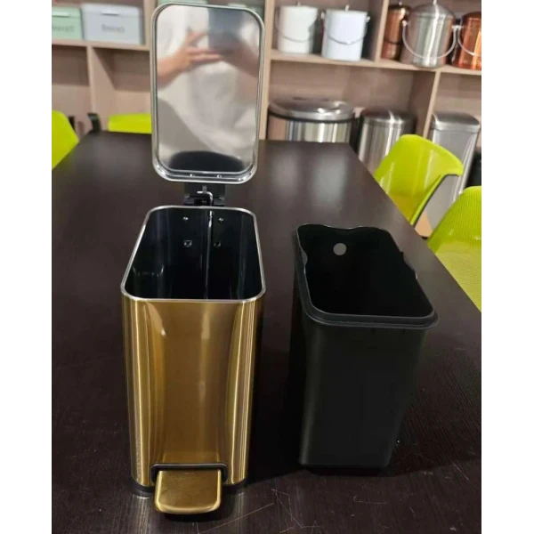 Мусорное ведро с плавным закрытием прямоугольное Mixxus Premium Quadro-TC0105 Brushed Gold 5 л (цвет матовое золото) (MI8394)