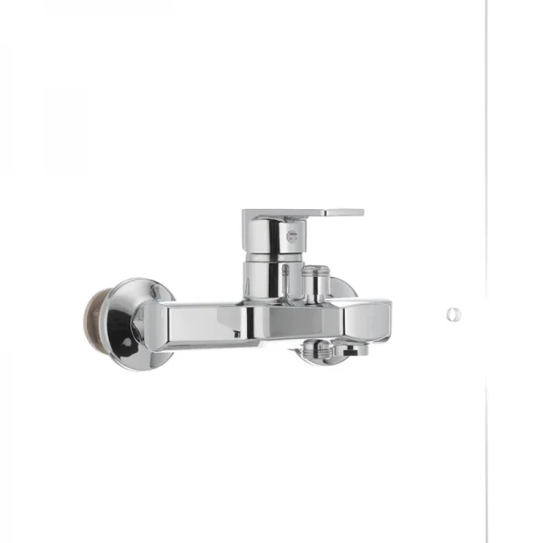 Смеситель для ванны Plamix Oscar-009 (без шланга и лейки) (PM0026)