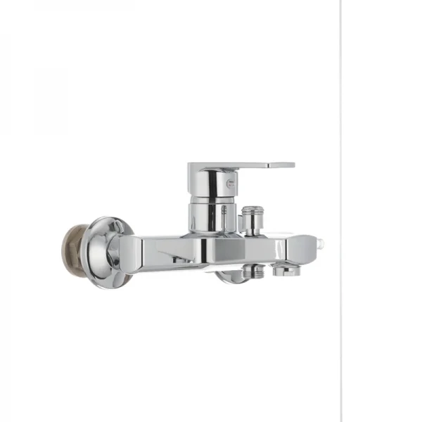 Смеситель для ванны Plamix Oscar-009 (без шланга и лейки) (PM0026)