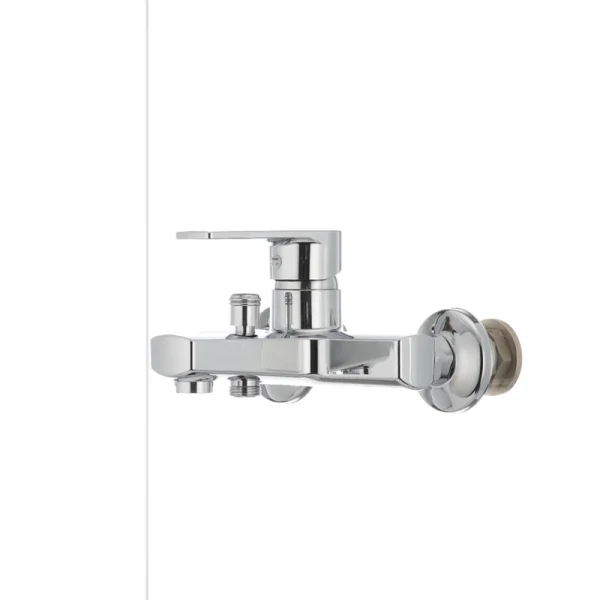 Смеситель для ванны Plamix Oscar-009 (без шланга и лейки) (PM0026)