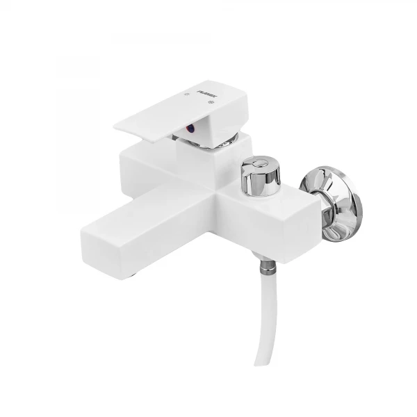 Смеситель для ванны Plamix Kubus-009 EURO SET пластиковый белый глянцевый с душевым набором (PM0673)