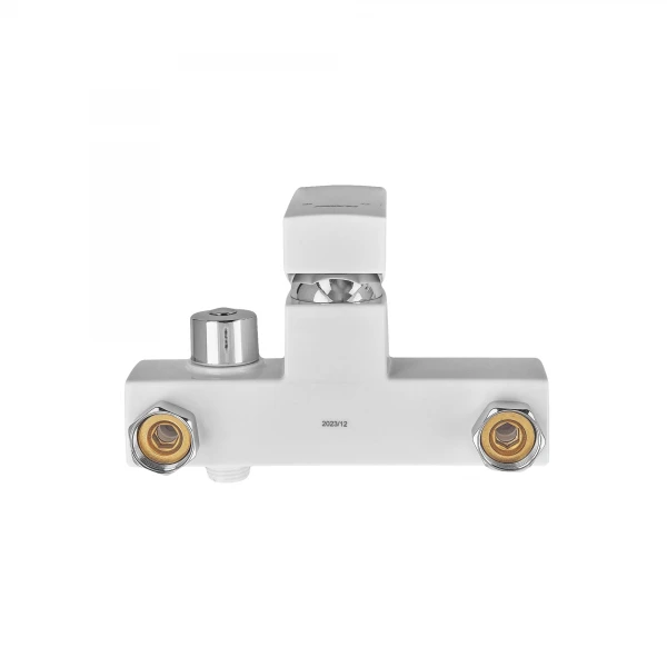 Смеситель для ванны Plamix Kubus-009 EURO SET White (со шлангом, лейкой и кронштейном) (PM0673)