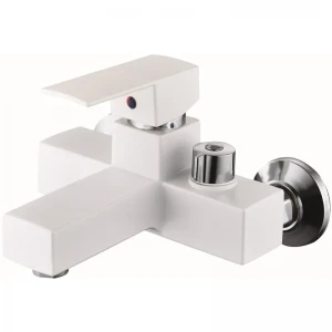 Змішувач для ванни Plamix Kubus-009 Euro Set білий з душовим набором (PM0752)
