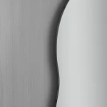 Дзеркало настінне Zerix MIRRA MRZ02-600x850x105 прямокутне з дугоподібним верxом, фігурними боками і полицею (ZX5620)