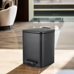 Мусорное ведро с плавным закрытием квадратное Zerix Kubix-TC0106 Black 6 л цвет черный (ZX5890)