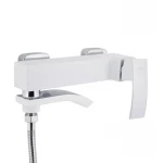 Смеситель для ванны Qtap Swan Cascada с поворотным изливом (c душевым гарнитуром) QTSWA260CRW45569 Chrome/White