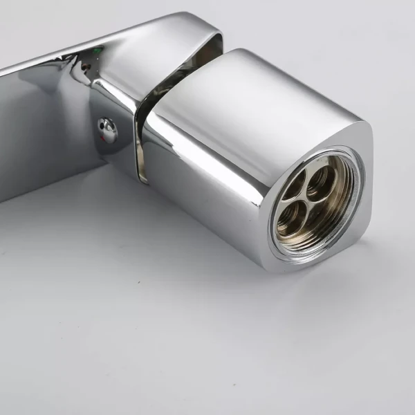 Смеситель для ванны FRAP F1146 хромированный на борт.