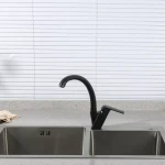 Смеситель для кухни GAPPO G4150 с длинным изливом черный