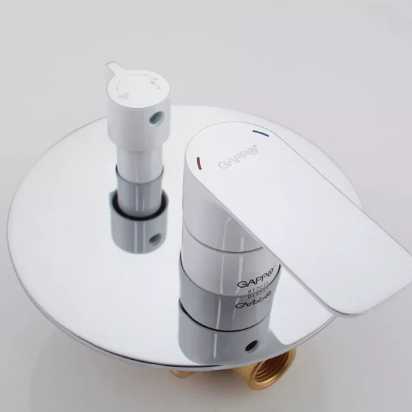 Душевая система скрытого монтажа GAPPO G7148-8 белая/хром с переключателем на лейку 3-функции