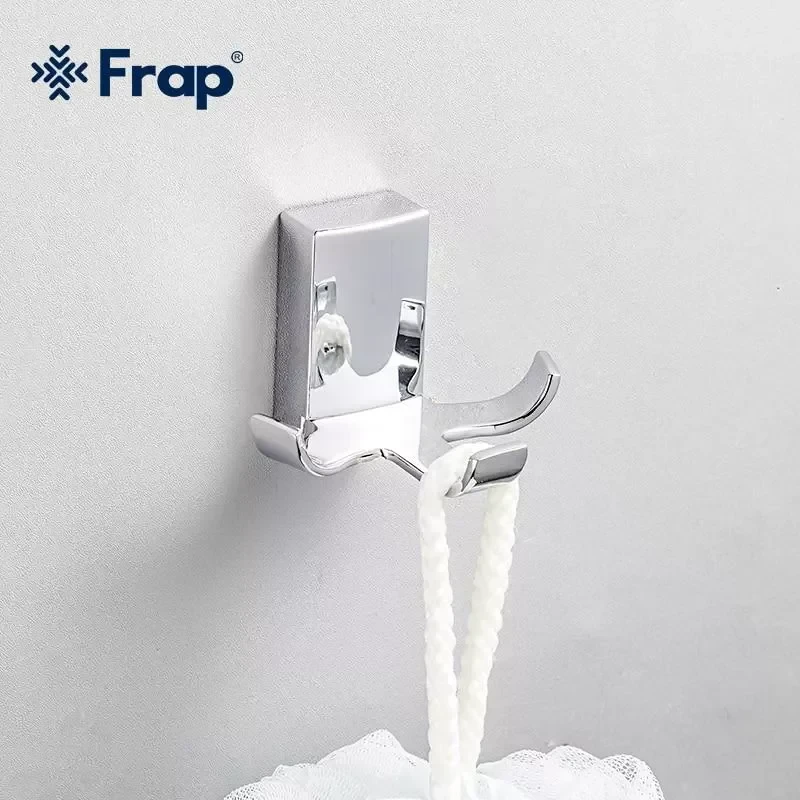 Крючок тройной для ванной FRAP F1805-3 белый/хром с двумя накладками