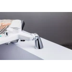 Держатель для душа FRAP F70-3 хромированный для акриловой ванны.