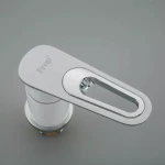 Смеситель для ванны FRAP F1149 белый/хром для монтажа на борт.