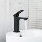 Смеситель для умывальника GAPPO G1017-6 черный