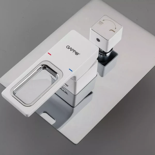 Встраиваемая душевая система GAPPO G7117-8 белая/хром с переключателем на лейку 3-функции