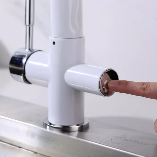 Смеситель для кухни GAPPO G4398-9 с гибким изливом белый/черный