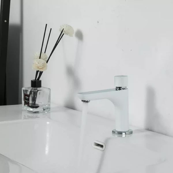 Смеситель для кухни GAPPO G5148 белый/хром