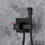 Гигиенический душ GAPPO G7207-60 с черным термостатом.