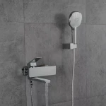 Змішувач для ванни FAOP A3209 з плоским виливом 192 мм, хром.