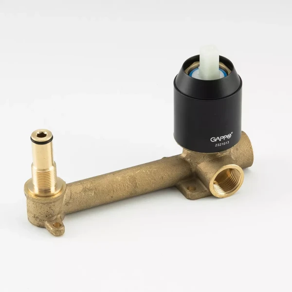 Смеситель для раковины встраиваемый GAPPO G1003-26 черный/хром