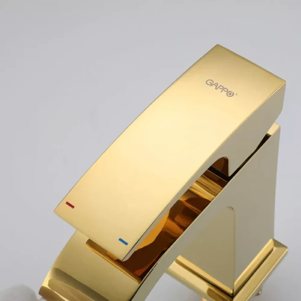 Смеситель для умывальника GAPPO G1007-3 золотой