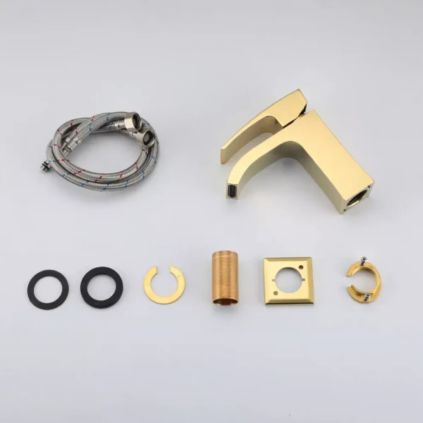 Смеситель для умывальника GAPPO G1007-3 золотой