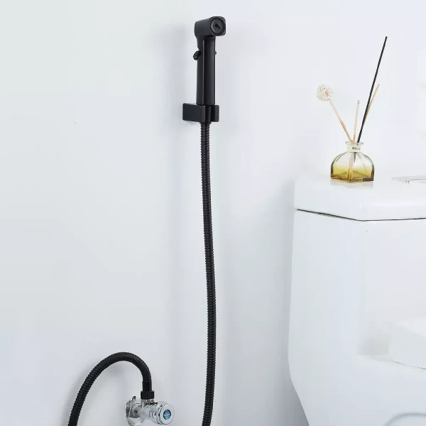 Воронка гигиеническая FRAP F022-6 с регулировкой давления и шлангом черная.