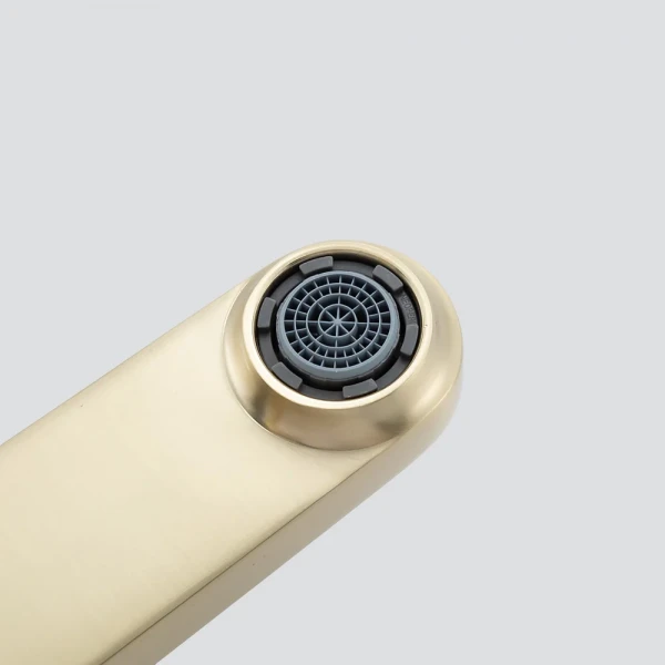 Смеситель для умывальника GAPPO G1010-23 однорычажный с литым изливом крепление гайкой Ø35 сатин золотой