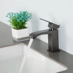 Смеситель для умывальника FRAP F1076-9 однорычажный с литым изливом латунный корпус крепление гайкой Ø35