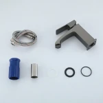 Смеситель для умывальника FRAP F1076-9 однорычажный с литым изливом латунный корпус крепление гайкой Ø35