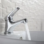 F1013 умивальник одноваж. литий вилив лат. корпус гайка Ø35 (хром) {10/1}