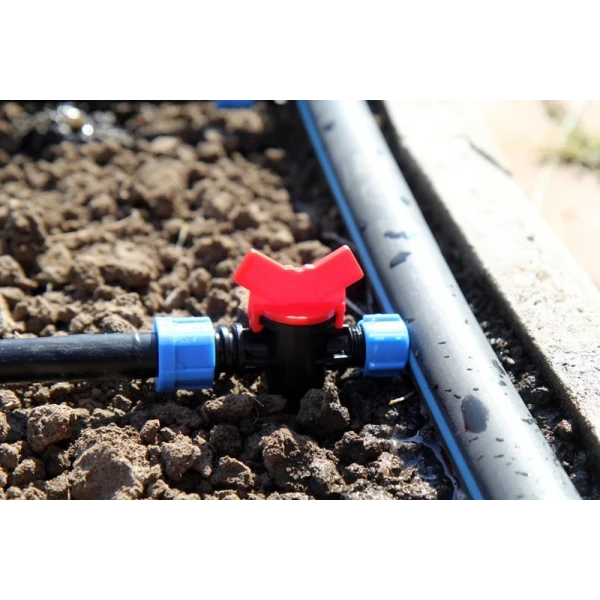 Кран стартовый с поджимом для капельной ленты 16 мм Presto-PS OV-0217