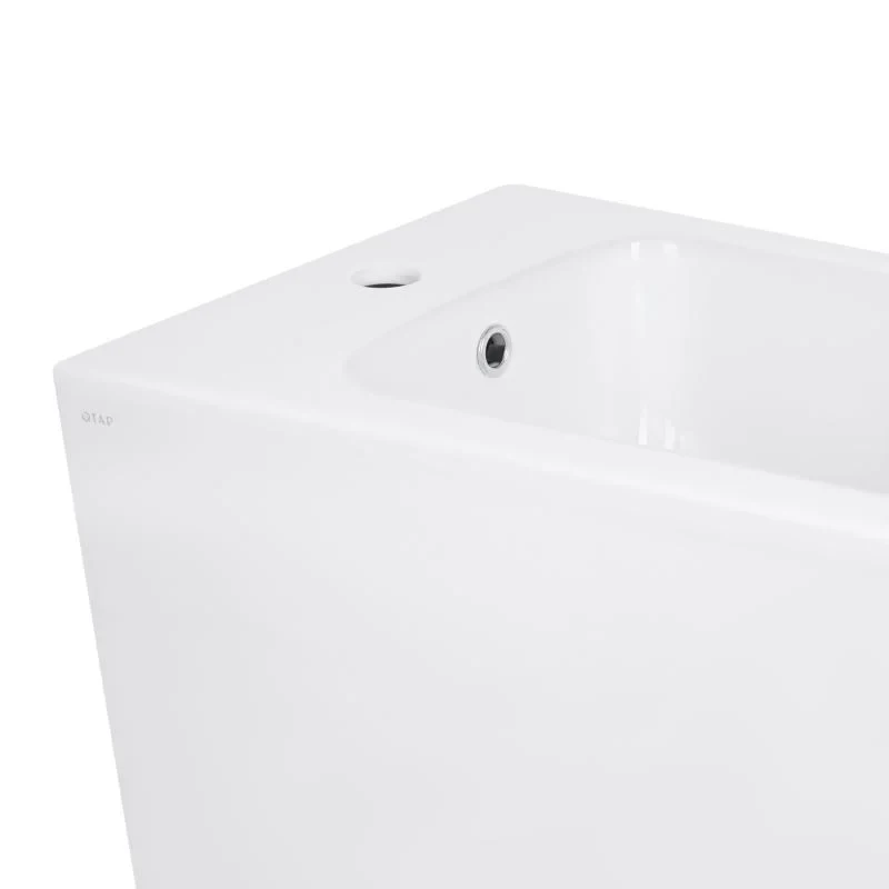 Биде напольное Qtap Crow 545х360х410 White QT05443370W