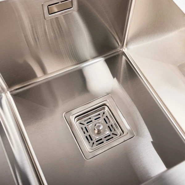 Кухонна мийка Platinum Handmade 780х430х230 на дві чаші PLATINUM HDB (квадратний сифон,3.0/1.0)