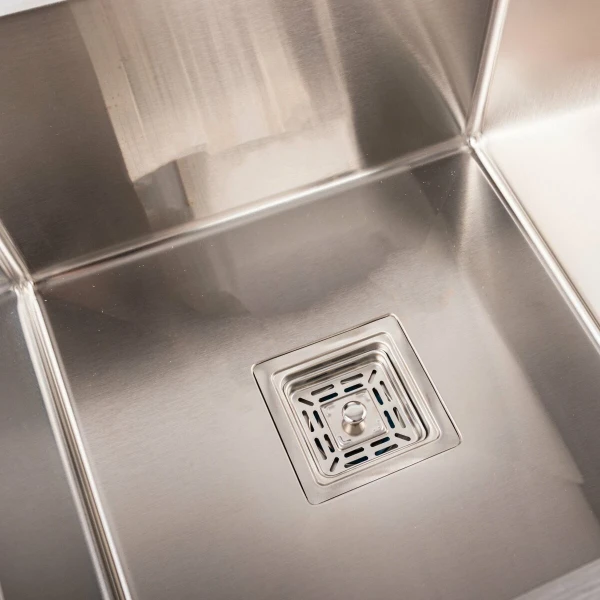 Кухонна мийка Platinum Handmade 780х430х230 на дві чаші PLATINUM HDB (квадратний сифон,3.0/1.0)
