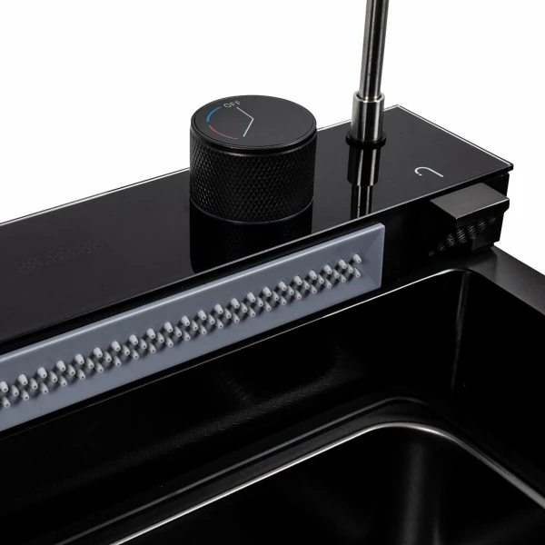 Кухонна мийка чорна Platinum Handmade "ВОДОСПАД" PLATINUM CM 75×46C PVD (Декор)