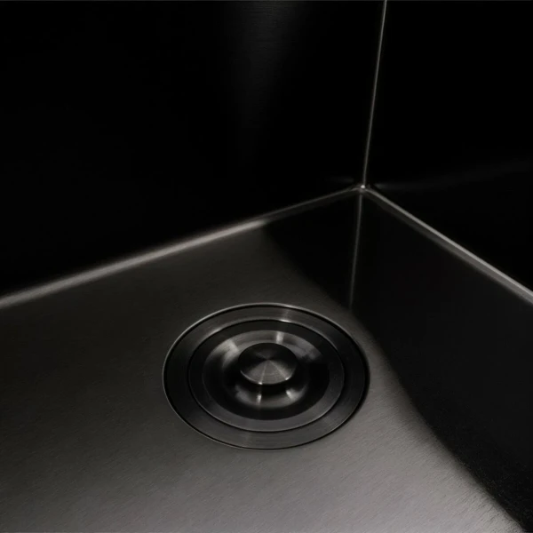 Кухонна мийка PVD чорна 44*44 VALESO Handmade монтаж під стільницю (3.0/0.8)