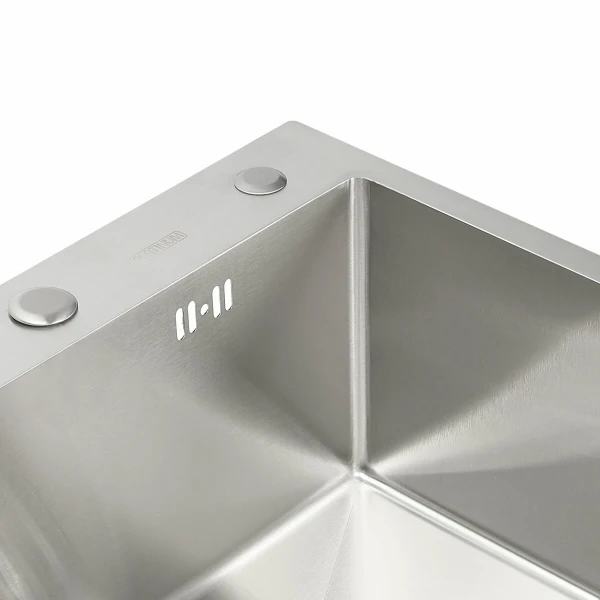 Кухонна мийка VALESO Handmade 600х450х220 (товщина 3,0/1,5 мм + дозатор в комплекті)